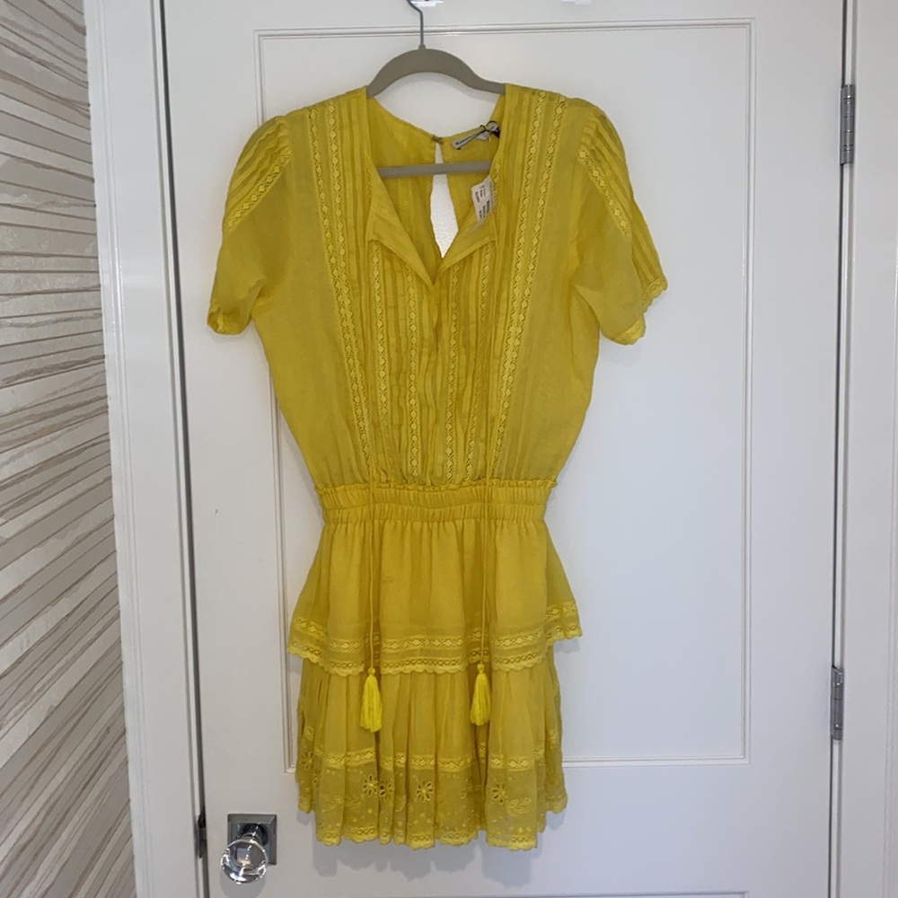 New with tags yellow spring dress! Super cute